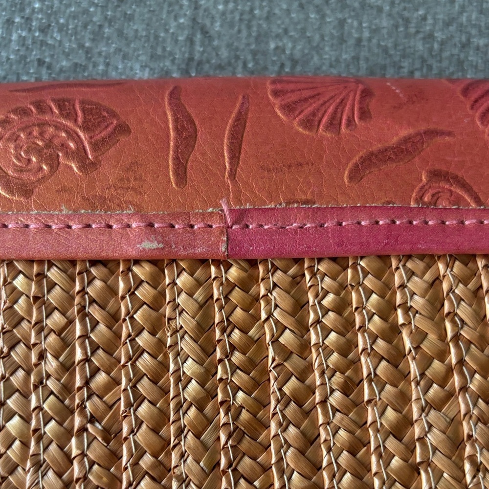Elegant Coral Embossed Clutch - Picture 11 of 17